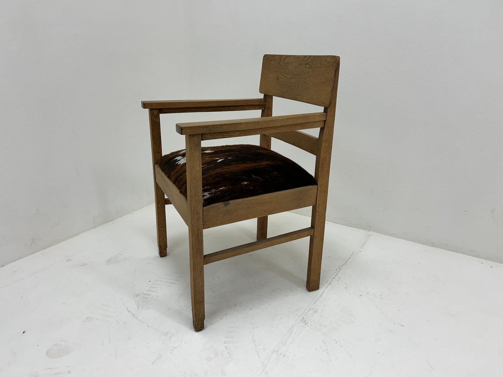 Amsterdamse School stoel met koeienvacht bekleding, Antiek en Kunst, Ophalen of Verzenden