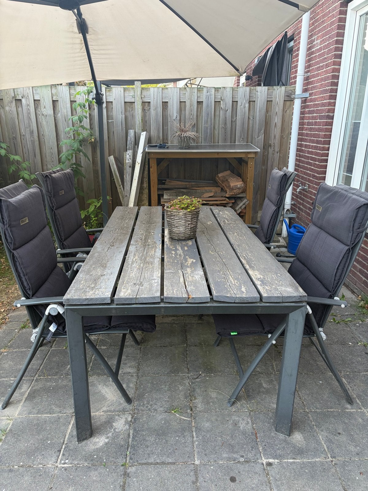 Tuinset met 4 stoelen en houten tafel, Ophalen, 4 zitplaatsen, Gebruikt, Eettafel