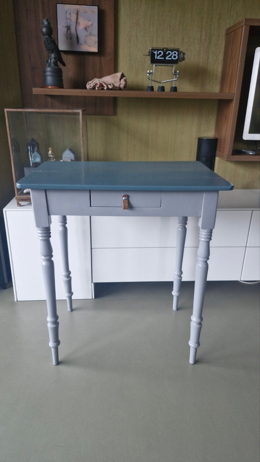 Oud grenen tafeltje, Gebruikt, 50 tot 100 cm, Grenenhout, Antiek
