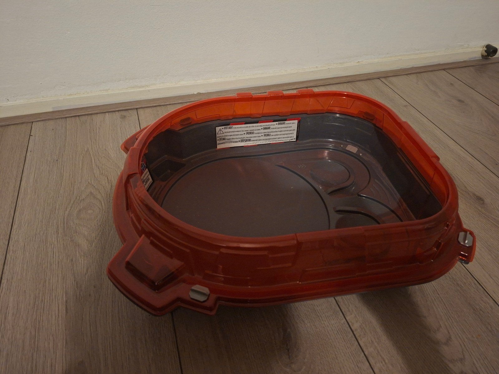 Beyblade Burst Arena met 5 Beyblades en 3 Launchers, Ophalen of Verzenden, Gebruikt