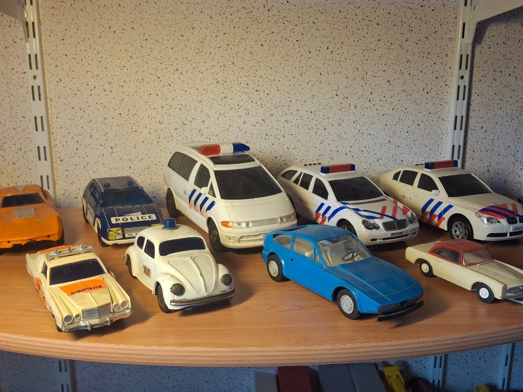 plastic auto's, Ophalen of Verzenden, Gebruikt