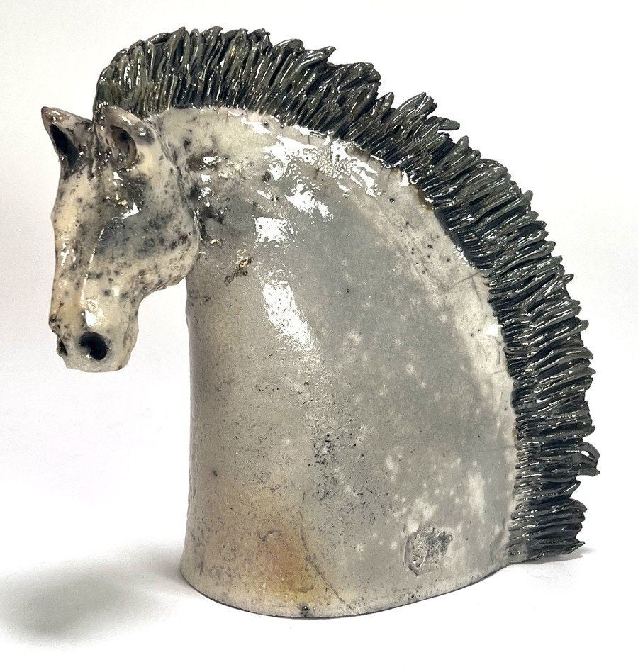 212. Beeld, Suzana Bandula Kuznar - paardenhoofd, 20e eeuw
