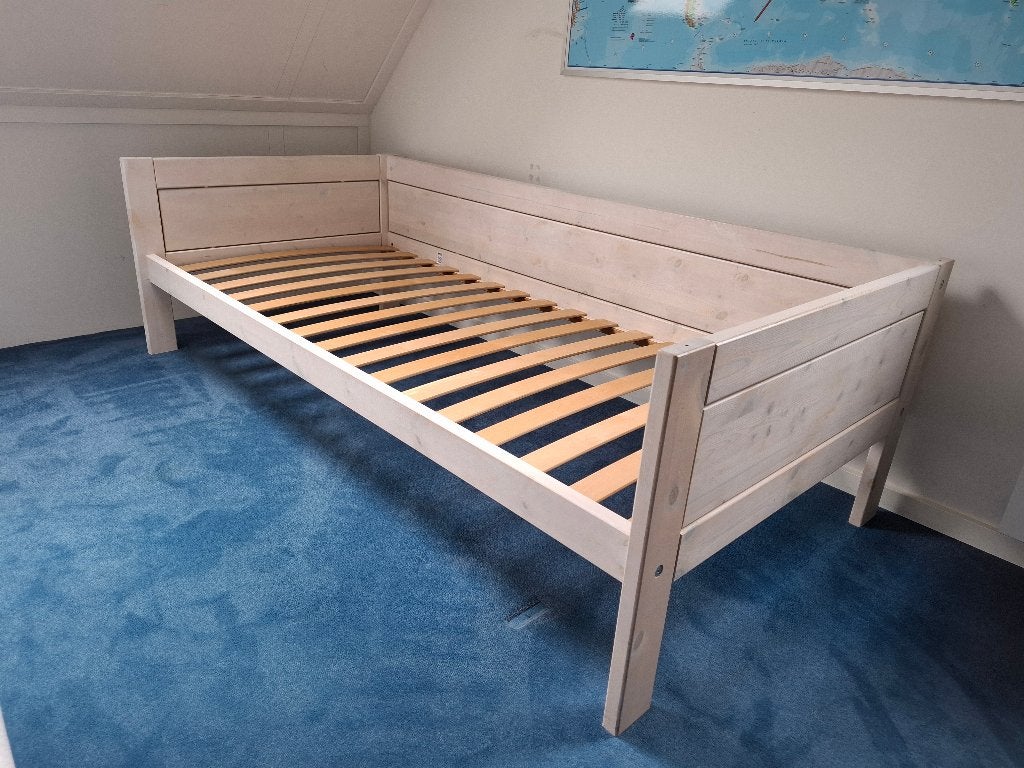 Lifetime bed whitewash incl. lattenbodem en matrasbeschermer, Ophalen, 85 tot 100 cm, Gebruikt, Lattenbodem