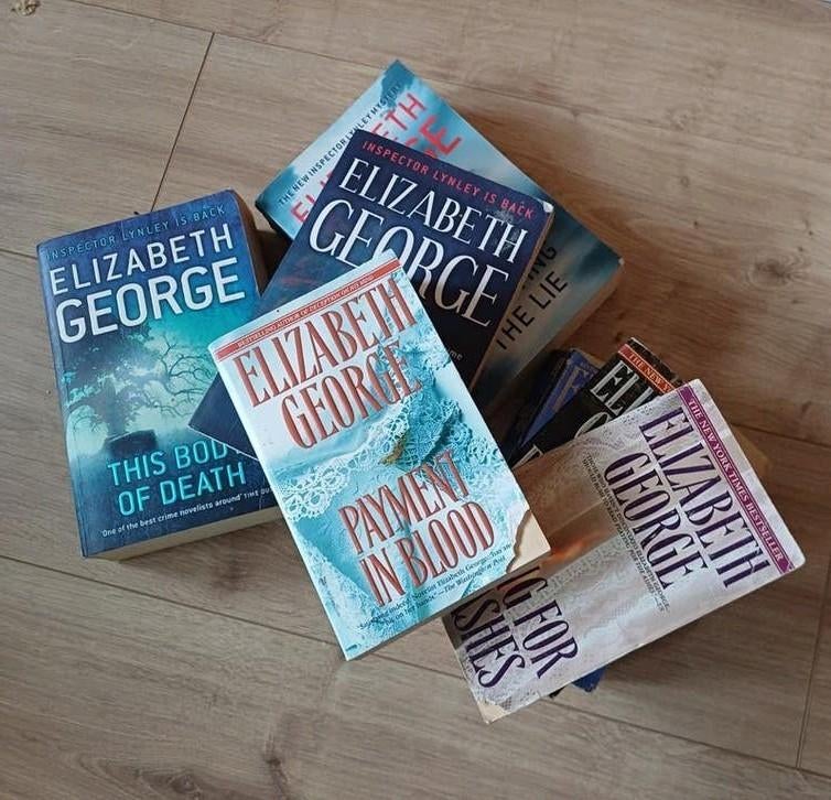 Elizabeth George - Inspector Lynley Boeken (Engelstalig), Ophalen of Verzenden, Gelezen, Elisabeth George, Fictie