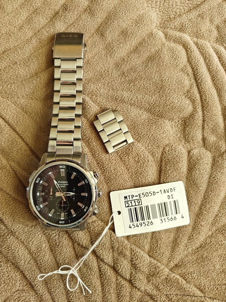 Casio MTP-E505D-1AVUEF - horloge met stopwatch, Sieraden, Tassen en Uiterlijk, Horloges | Heren, Gebruikt, Staal, Polshorloge