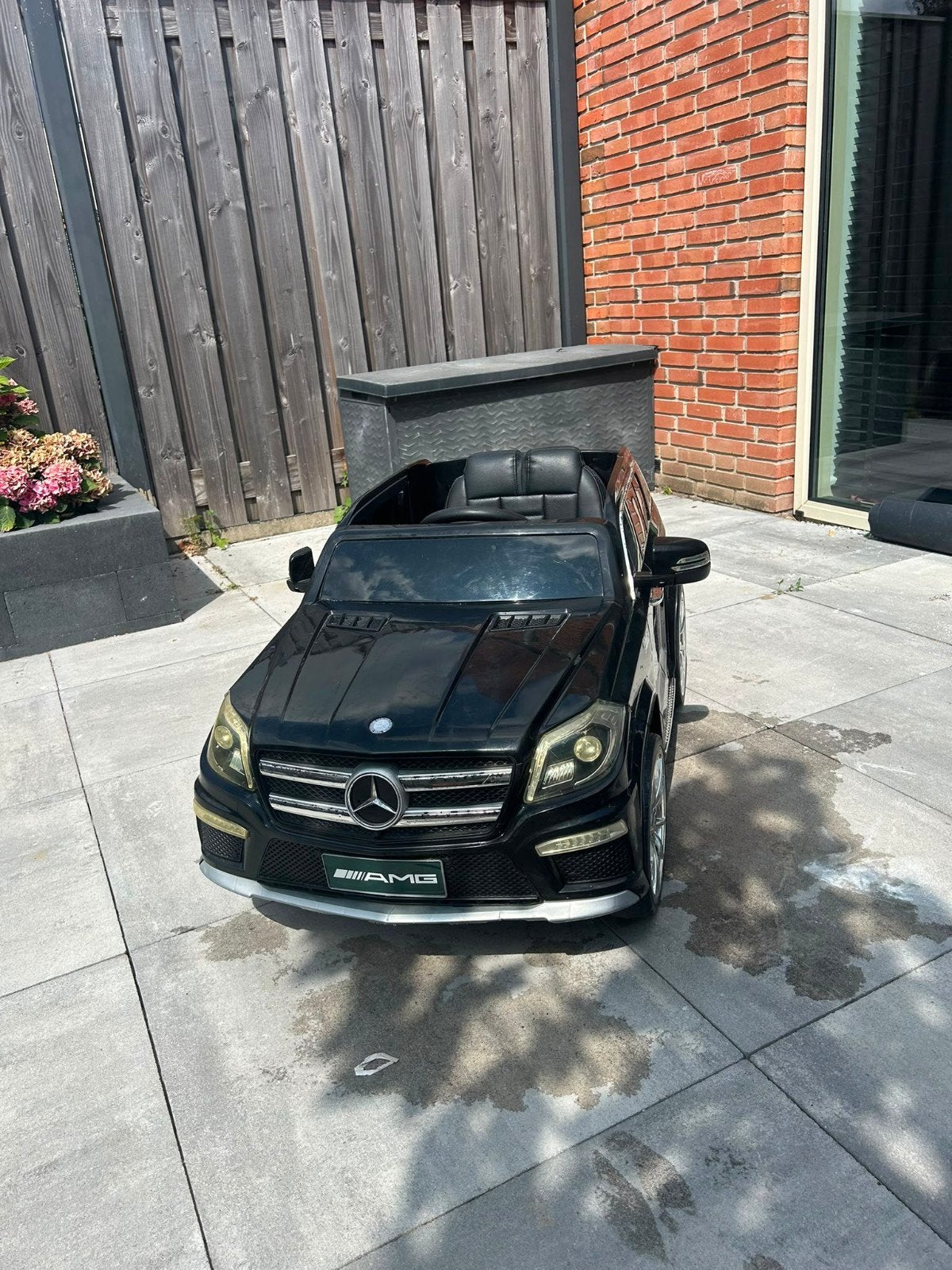 Elektrische Mercedes-Benz kinderauto met afstandsbediening, Kinderen en Baby's, Ophalen, Gebruikt, Afstandsbediening