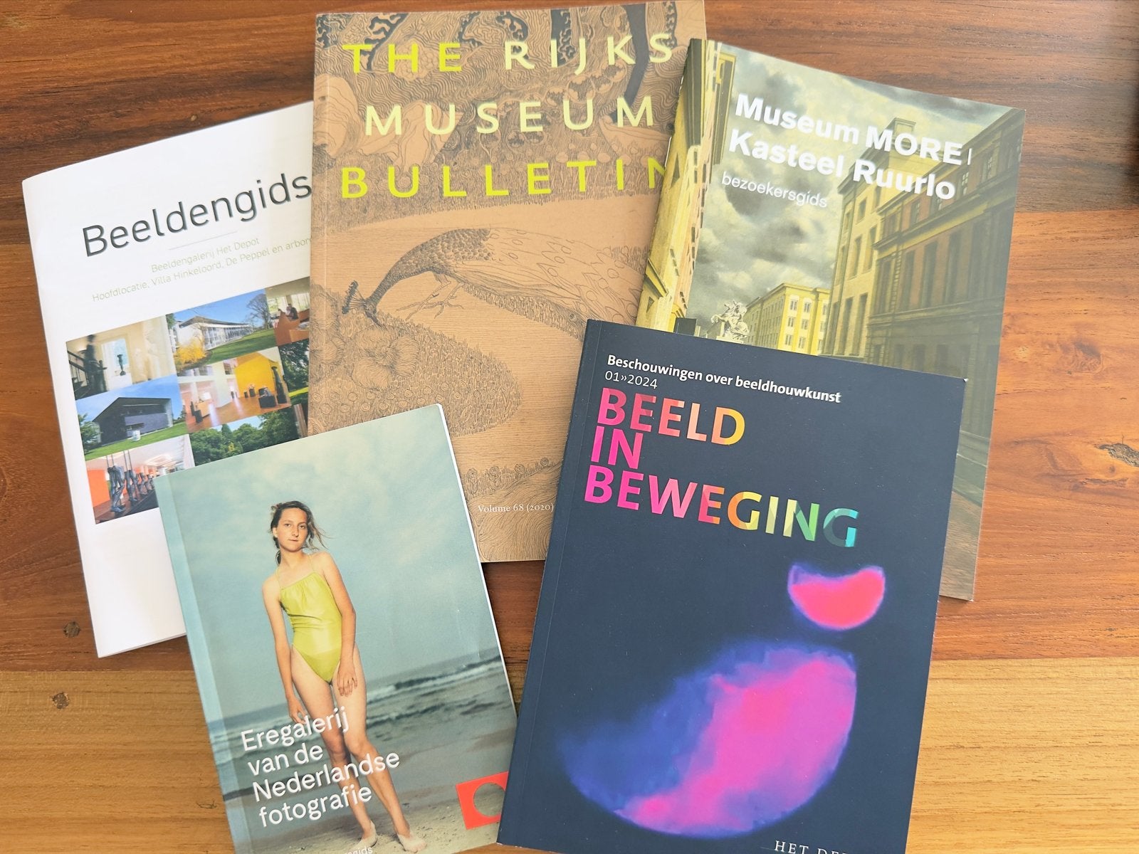 Diverse boeken over fotografie, kunst en musea, Boeken, Kunst en Cultuur | Fotografie en Design, Ophalen of Verzenden, Gelezen