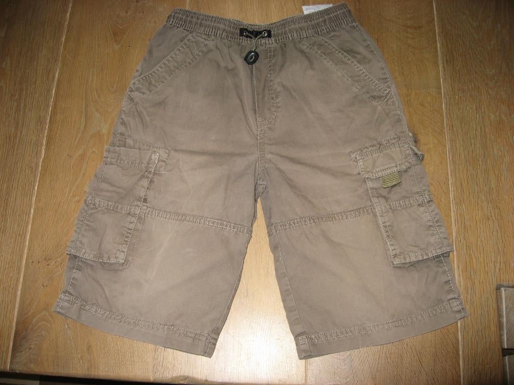 zgan bruine en/ of creme short / korte knie broek, mt 140, Kinderen en Baby's, Broek, Verzenden, Zo goed als nieuw, Jongen