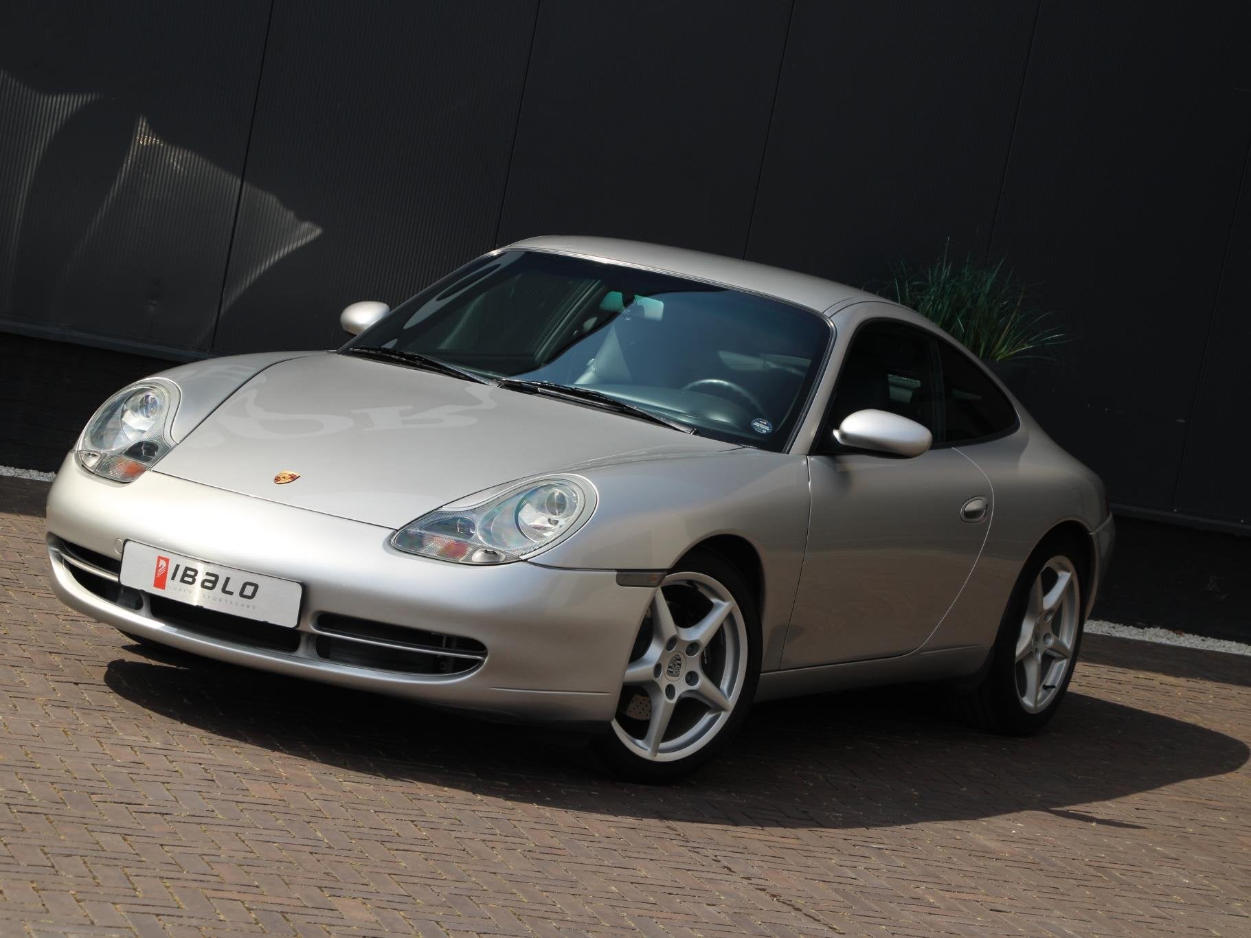 Porsche 911 3.4 Coupé Carrera | 996 | Nieuwstaat |, Auto's, Automaat, Gebruikt, 1340 kg, 4 stoelen