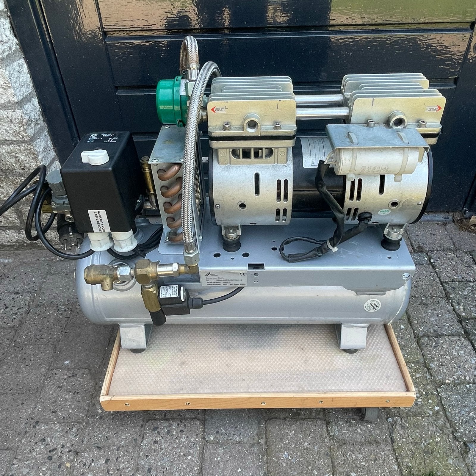 Dürr Technik Compressor Station GBWA-062ABK(M) 130-13, Doe-het-zelf en Verbouw, Compressors, Ophalen, Gebruikt, 6 tot 10 bar, Minder dan 200 liter/min