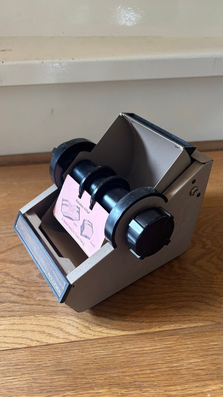Vintage Rolodex V-File Kaartenhouder - Jaren '70 Kantoor, Antiek en Kunst, Antiek | Kantoor en Zakelijk, Ophalen
