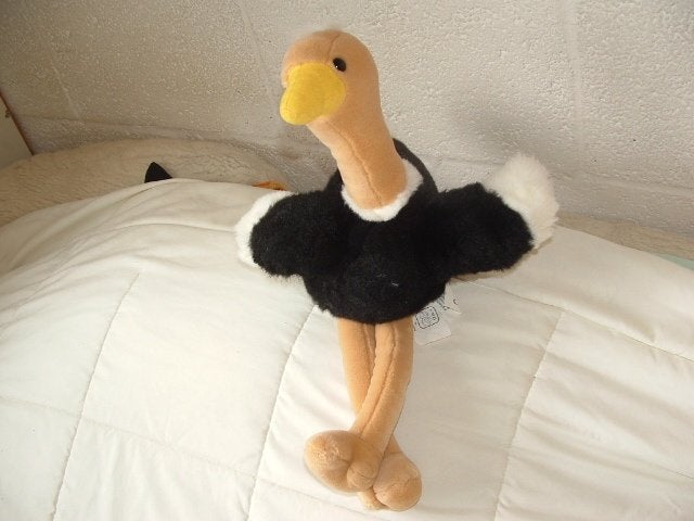 IKEA STRUISVOGEL LURVIG HANDPOP PLUCHE ZWART/WIT MET, Ophalen of Verzenden, Nieuw, Overige typen