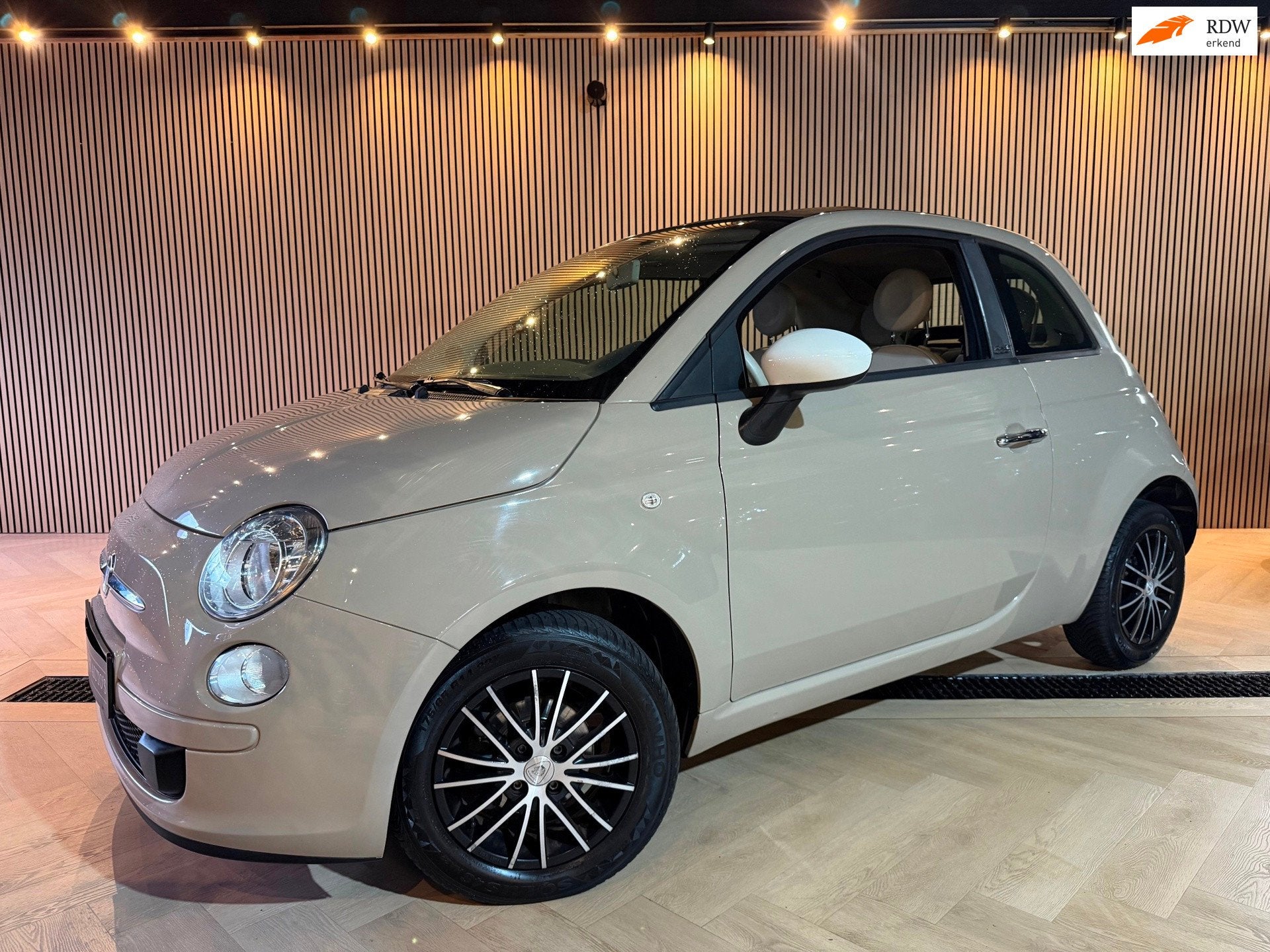 Fiat 500 C 1.2 Cappuccino | Carplay | PDC, Auto's, Fiat, Gebruikt, 4 cilinders, Cabriolet, 4 stoelen