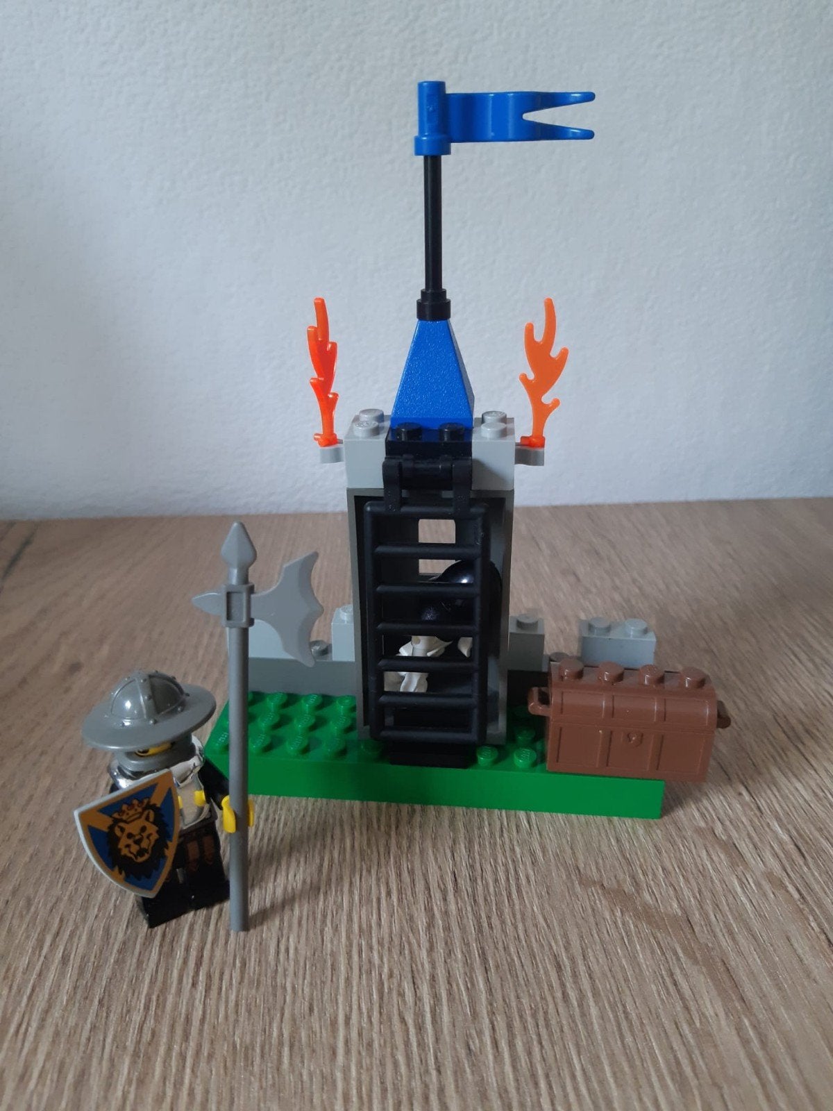 Lego Castle 4817: Ridder met Toren en Schatkist, Ophalen, Lego, Inclusief instructies, Zo goed als nieuw
