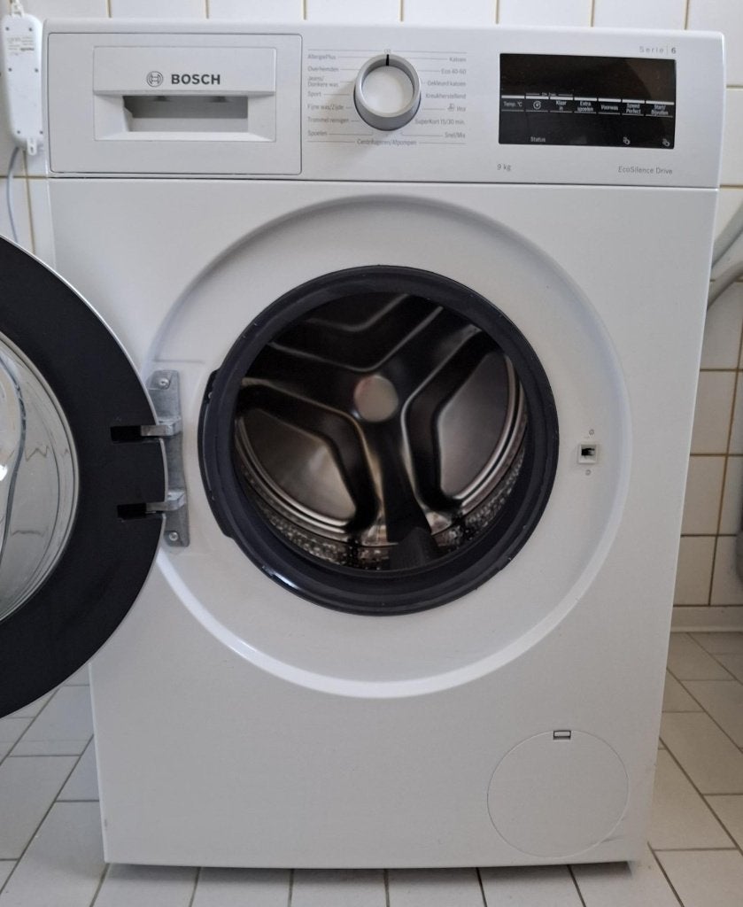 wasmachine Bosch uit 2021 weinig gebruikt, Ophalen, Gebruikt, Voorlader, 85 tot 90 cm