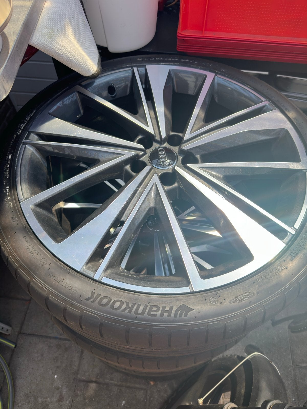 Originele Audi 21 inch velgenset met Hankook banden, Auto-onderdelen, Banden en Velgen, Ophalen, Gebruikt, 255 mm, Banden en Velgen
