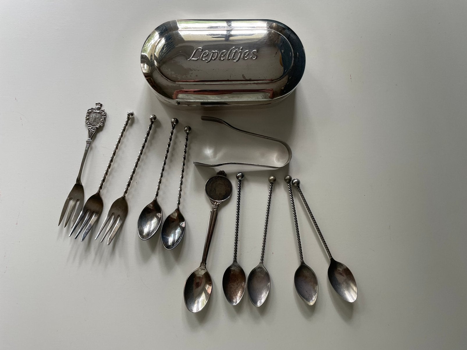 Verzilverd Lepeldoosje met inhoud ( in Hilversum ), Antiek en Kunst, Ophalen of Verzenden