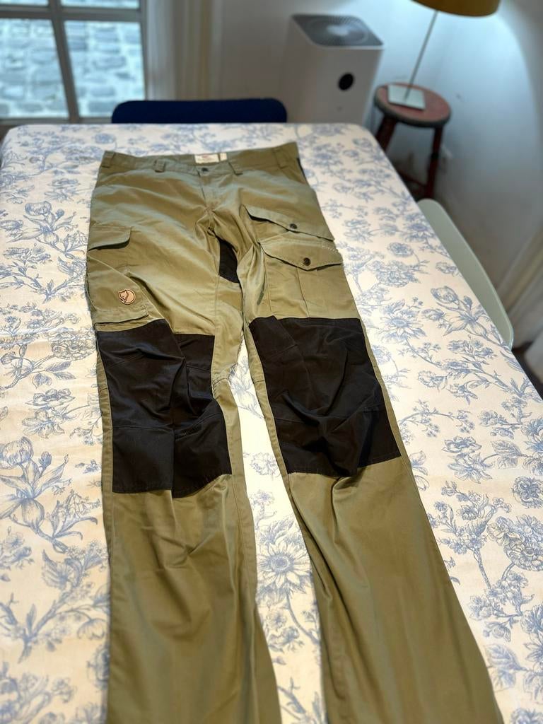 Fjallraven Barents Pro Trousers Maat 50 - Nieuwstaat, Sport en Fitness, Bergsport en Wandelen, Nieuw, Ophalen of Verzenden