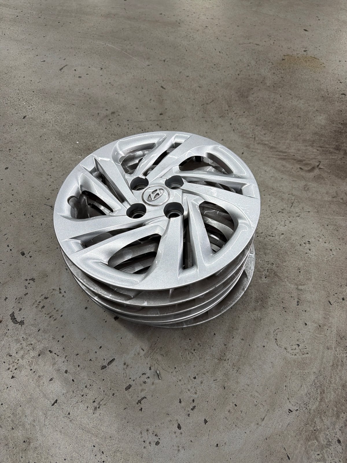 Hyundai wieldop 14 inch - Zo goed als nieuw, Ophalen of Verzenden, Zo goed als nieuw
