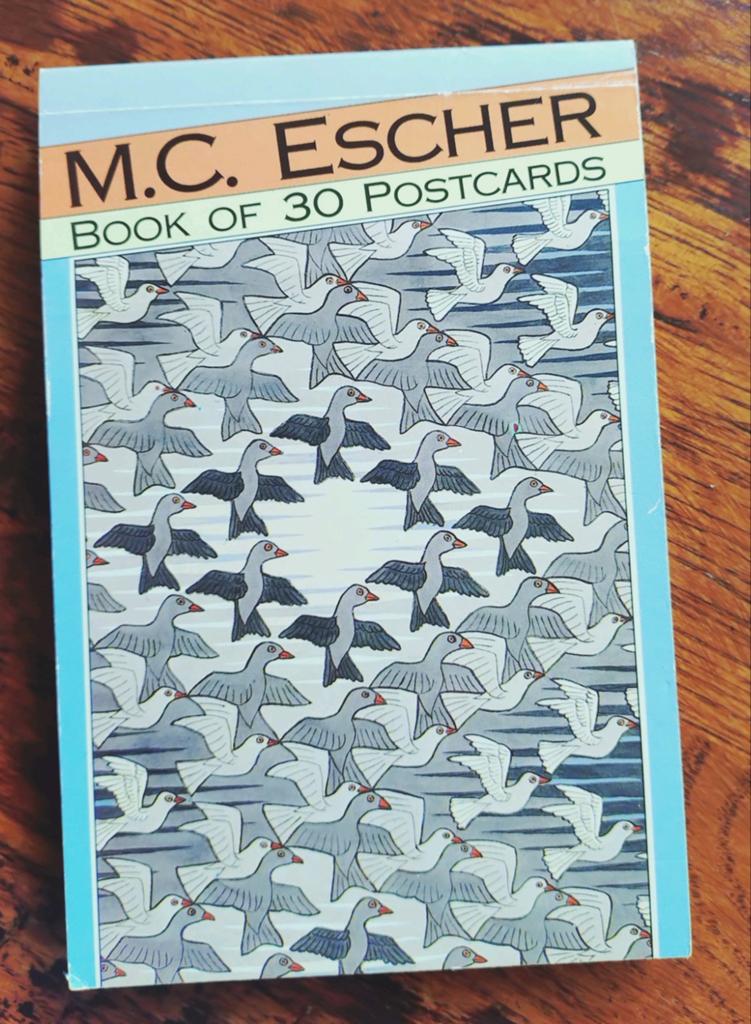 M.C. Escher Boek van 30 Ansichtkaarten - Ongelopen, Ophalen of Verzenden