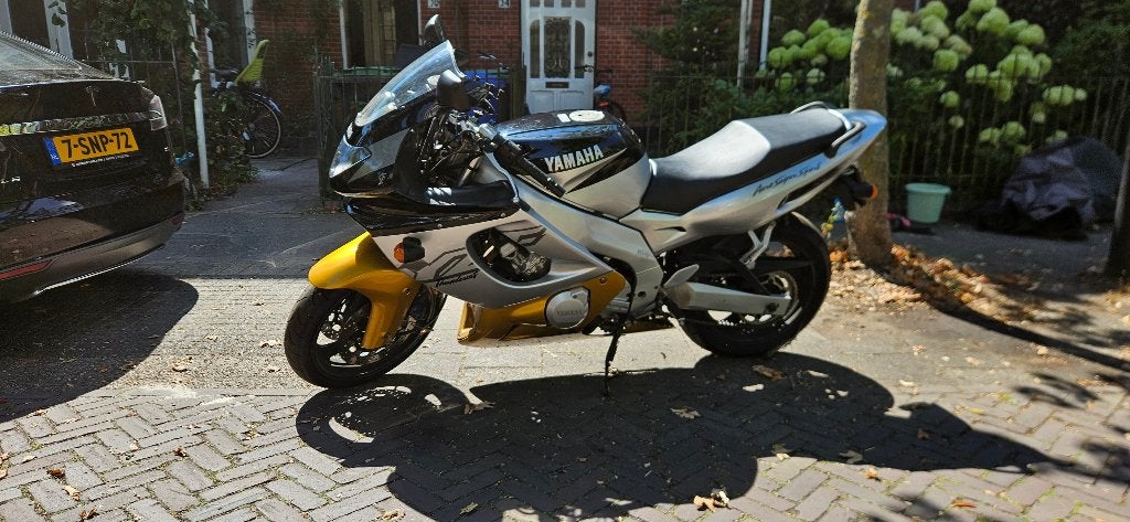 Complete Yamaha YZF 600 met toebehoren, Occasion, 4 cilinders, Motorrijbewijs A, Meer dan 35 kW