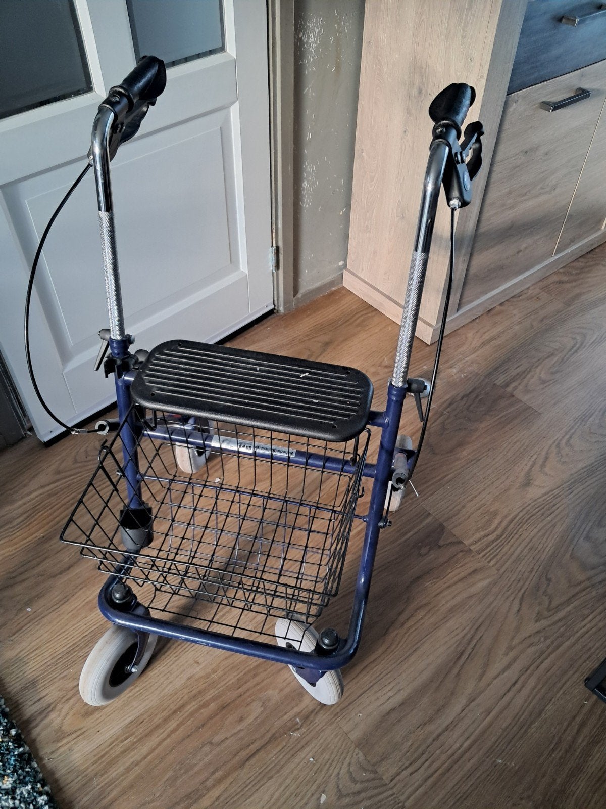 zgan rollator van Days, Diversen, Rollators, Ophalen, Opvouwbaar, Zo goed als nieuw