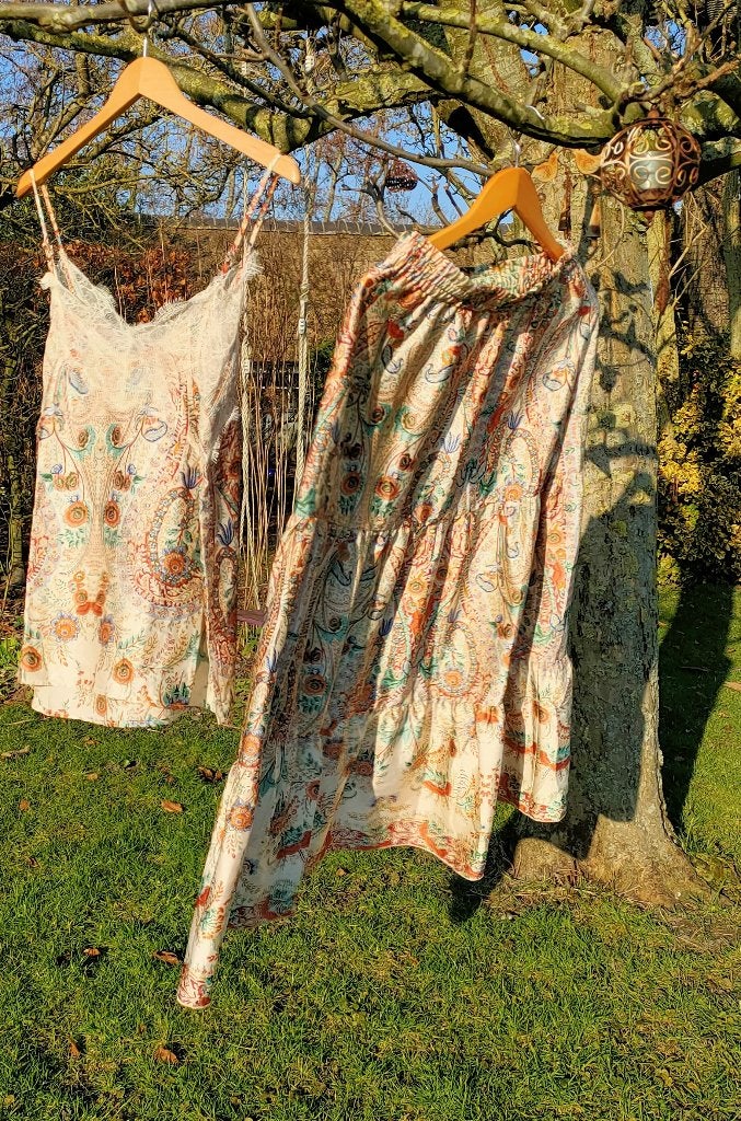 Strokenrok + top m kant. Paisley glans rok / jurk S Vakantie, Kleding | Dames, Ophalen of Verzenden, Zo goed als nieuw, Maat 36 (S)