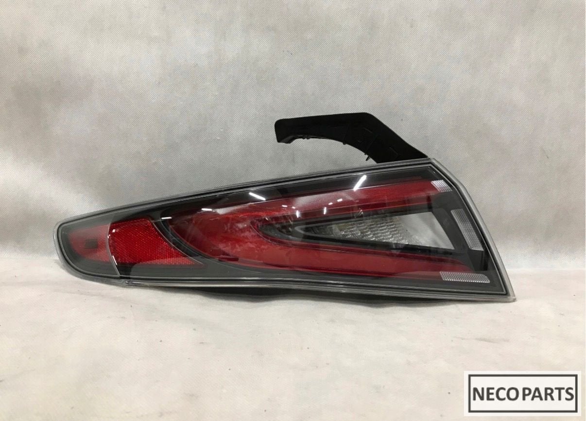 ALFA ROMEO GIULIA QV LED ACHTERLICHT ORIGINEEL, Gebruikt, -, -, Ophalen of Verzenden