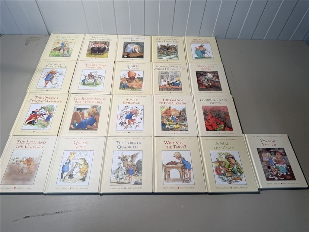 Alice boeken set - zie fotos - Oxenbury helen - twee keer be, Boeken, Ophalen of Verzenden, Gelezen