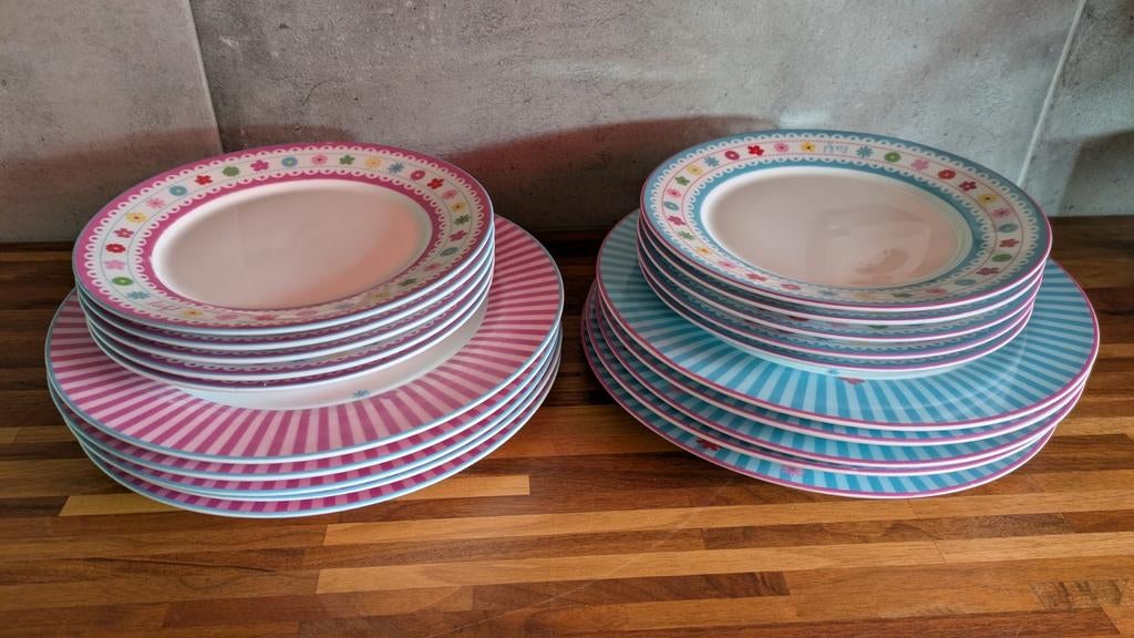 Lief! Lifestyle Servies Set: Borden, Kommen, Mokken, Gebruikt, Ophalen of Verzenden, Bord(en), Overige stijlen