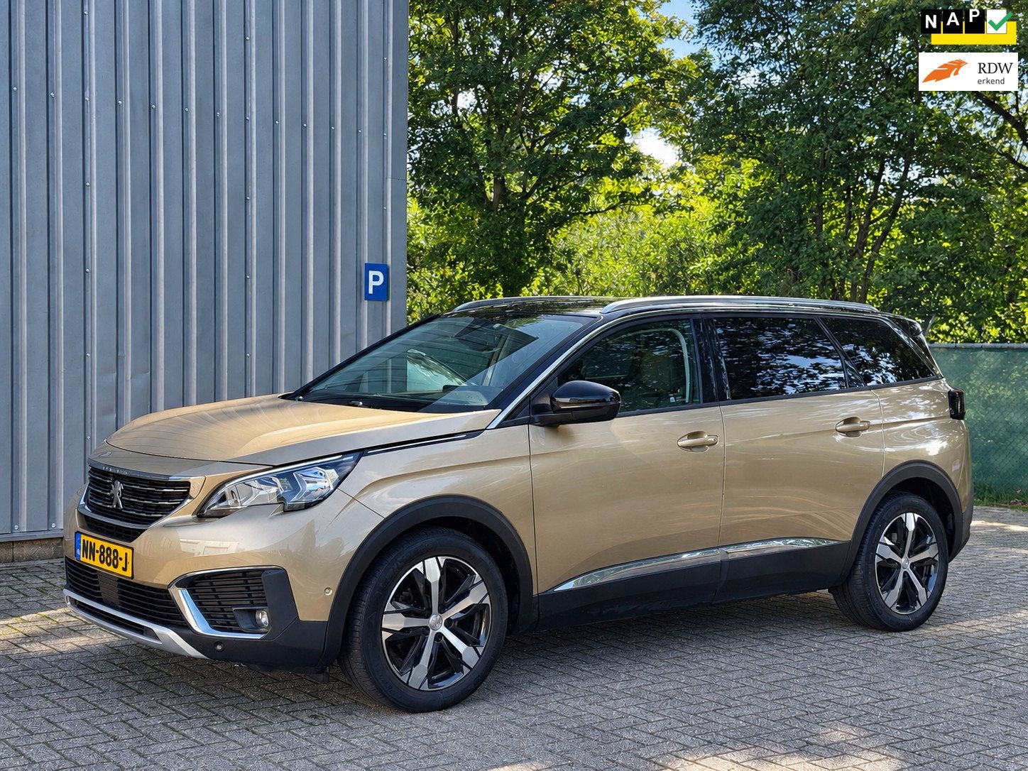 Peugeot 5008 1.6 BlueHDI / AUTOM / 7PERS / 360CAM, Stof, Gebruikt, Euro 6, 4 cilinders