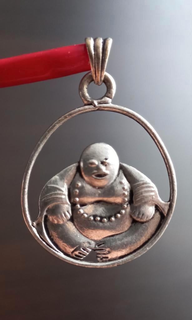 Laughing Buddha Pendant on Cord hanger, Ophalen of Verzenden, Zilver, Overige materialen