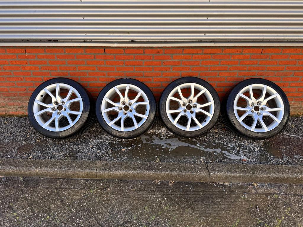 18 inch velgen Audi A4 / A5, met Michelin zomerbanden., Auto-onderdelen, Banden en Velgen, Ophalen, 18 inch, Banden en Velgen