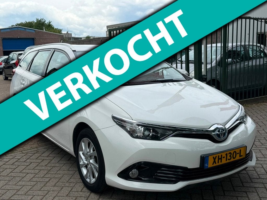 Toyota Auris Touring Sports 1.8 Hybrid Aspiration 2e eigenaa, Auto's, 28 km/l, Gebruikt, Euro 6, Wit