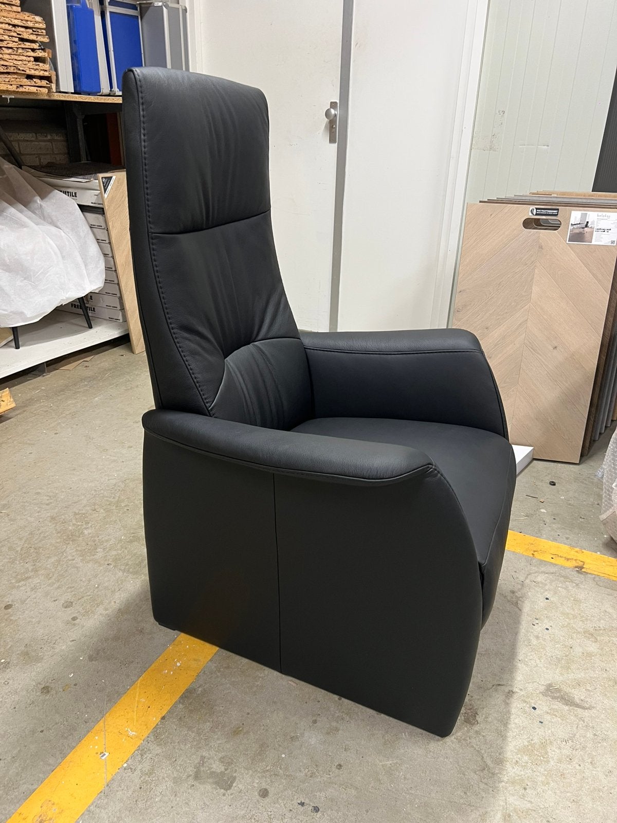 Relax fauteuil New Fabulous 5 De Toekomst NIEUW met GARANTIE, Ophalen, Nieuw, 75 tot 100 cm, Leer