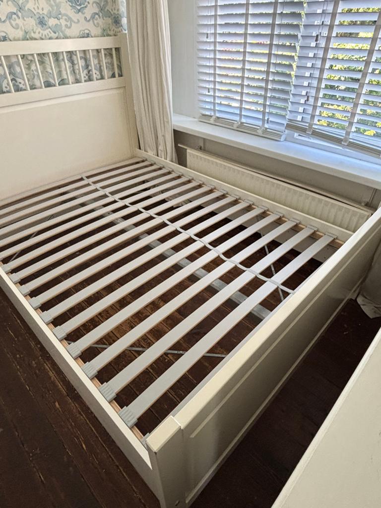 IKEA Hemnes bed 140x200 met lattenbodem, Ophalen, Gebruikt, Wit, Tweepersoons