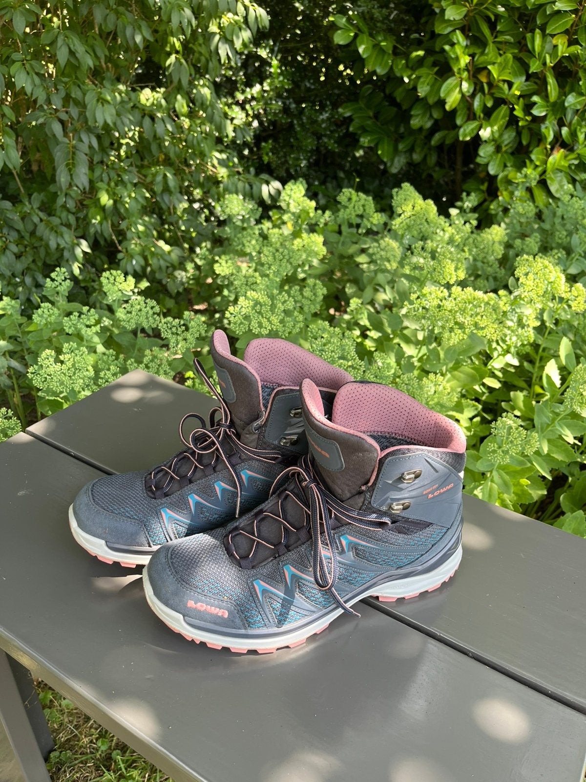 Lowa Innox Pro GTX Mid dames maat 42 (schoenmaat 41), Ophalen of Verzenden, Zo goed als nieuw, Schoenen