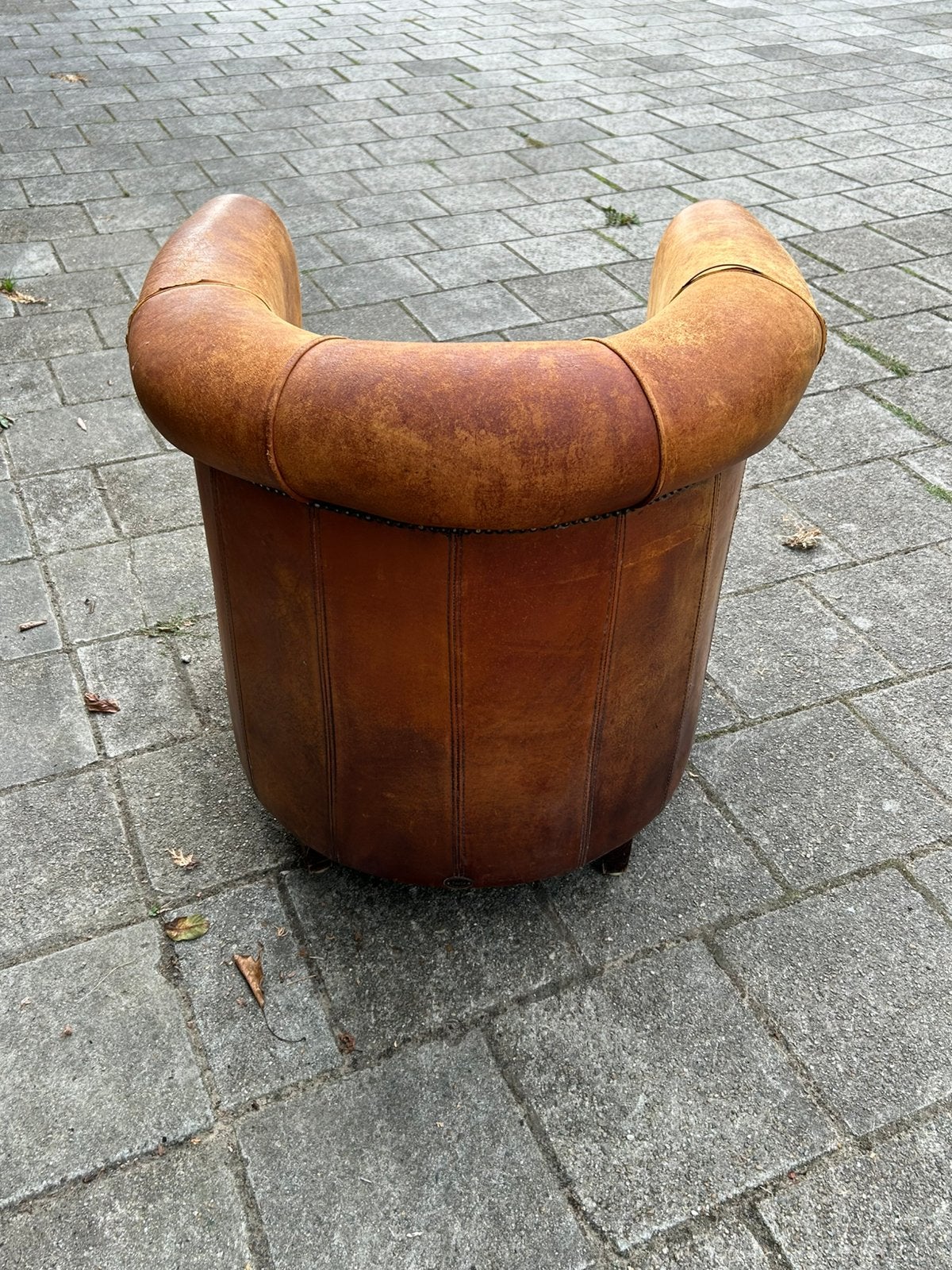 2 stuks leren fauteuils bruin, Huis en Inrichting, Banken | Voetenbanken en Poefen, Ophalen, Gebruikt, 50 tot 75 cm, Klassiek retro