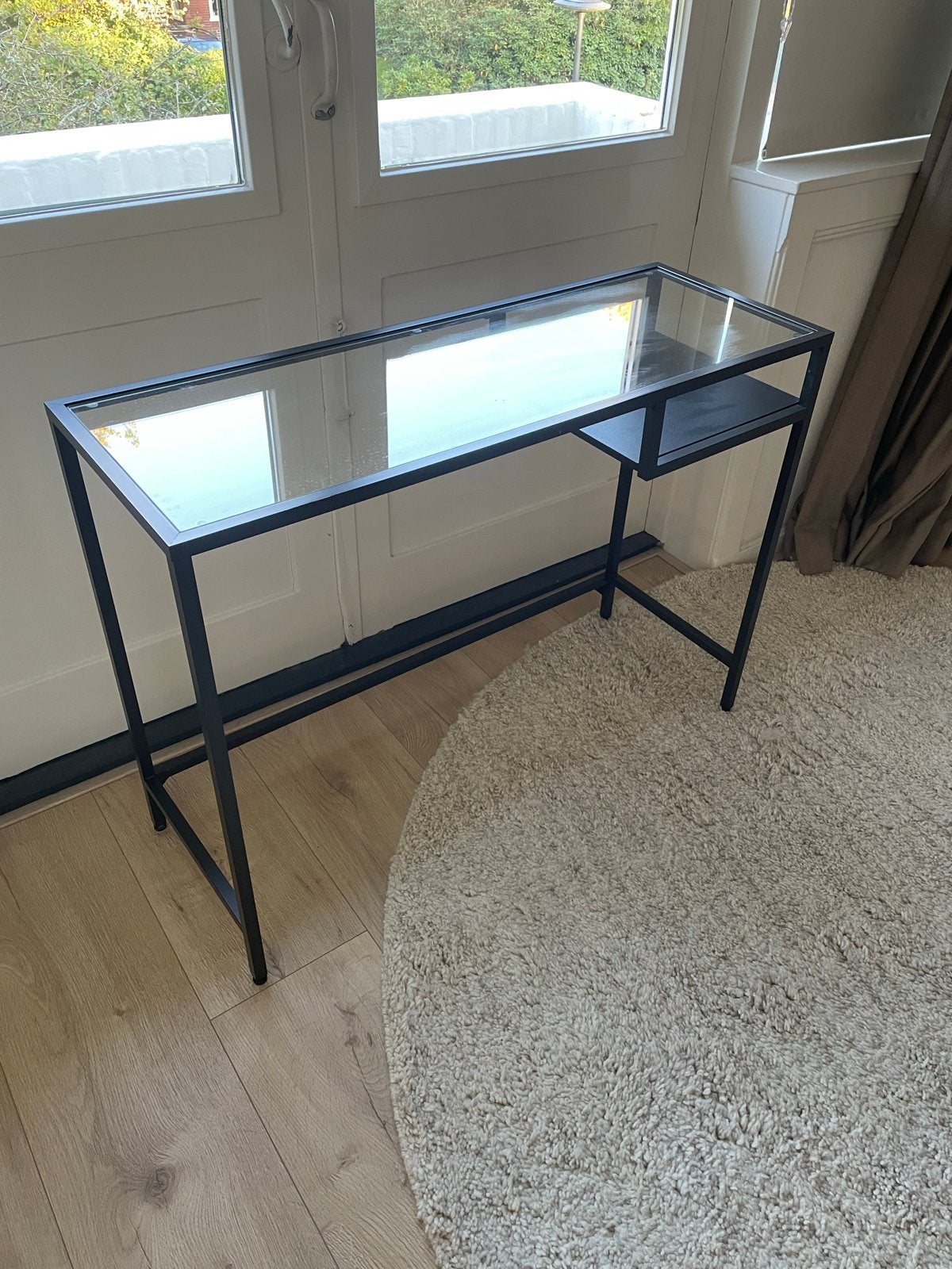 IKEA VITTSJÖ laptoptafel/ makeup tafel 100x36cm - Zwart/Glas, Ophalen, Zwart, Gebruikt, Metaal
