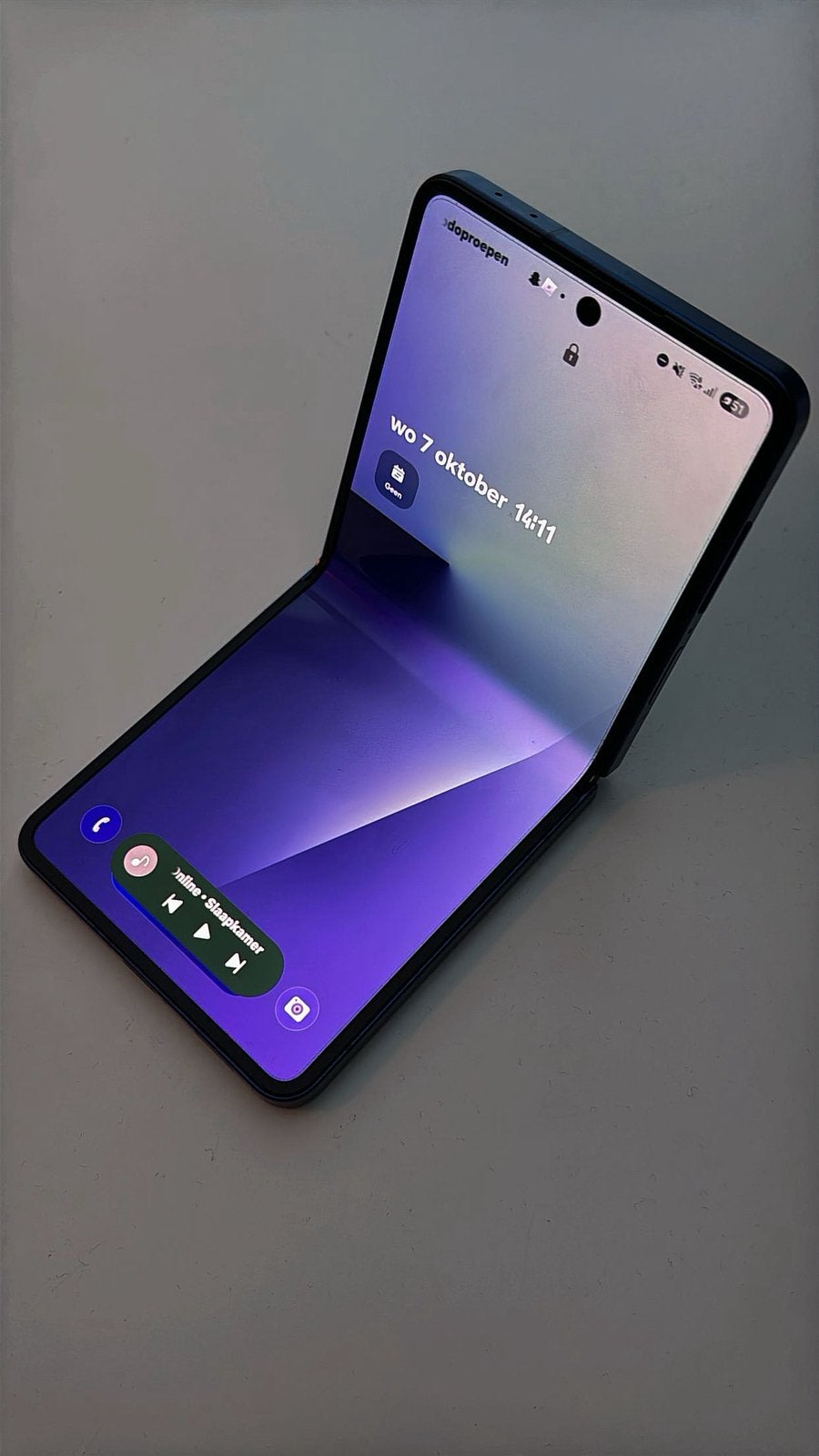 Samsung Galaxy Z Flip7 256GB + Galaxy Buds3 Pro | Krasvrij, Blauw, Touchscreen, Ophalen of Verzenden, Zo goed als nieuw