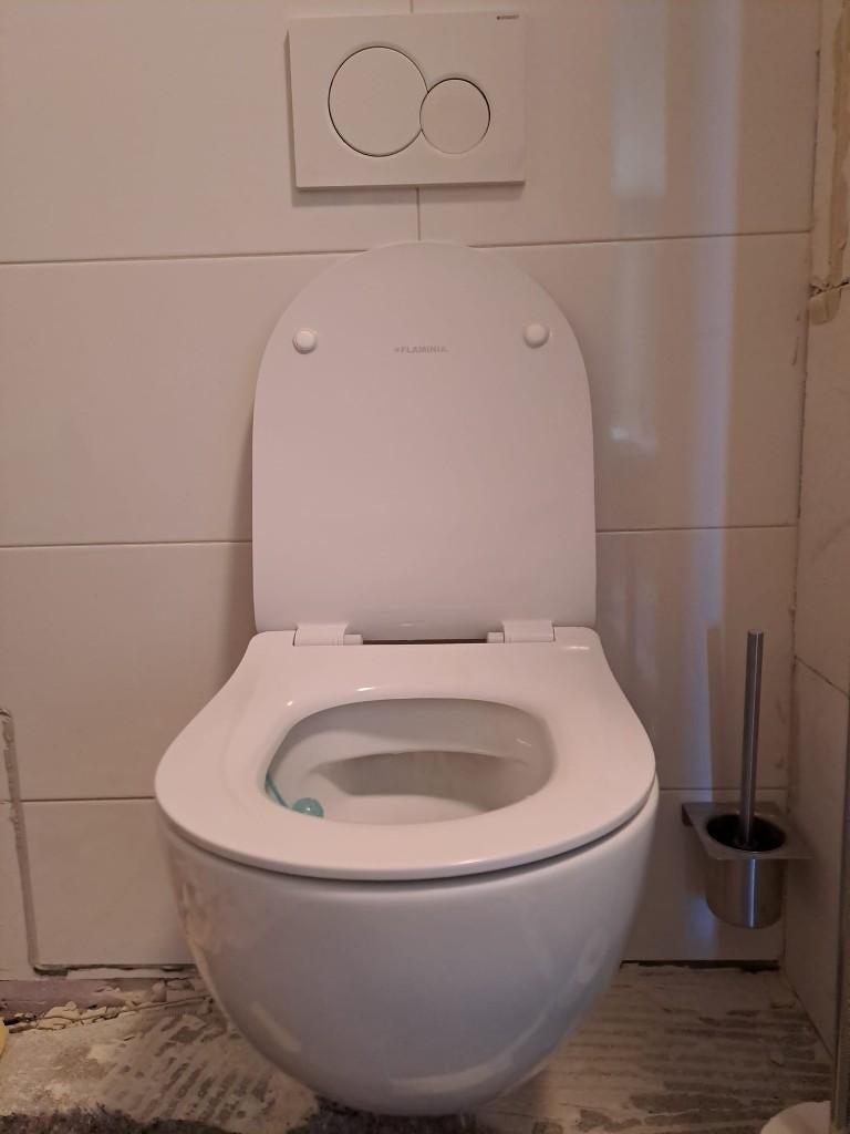 toilet met inbouwreservoir, Doe-het-zelf en Verbouw, Sanitair, Ophalen, Gebruikt, Steen, Toilet