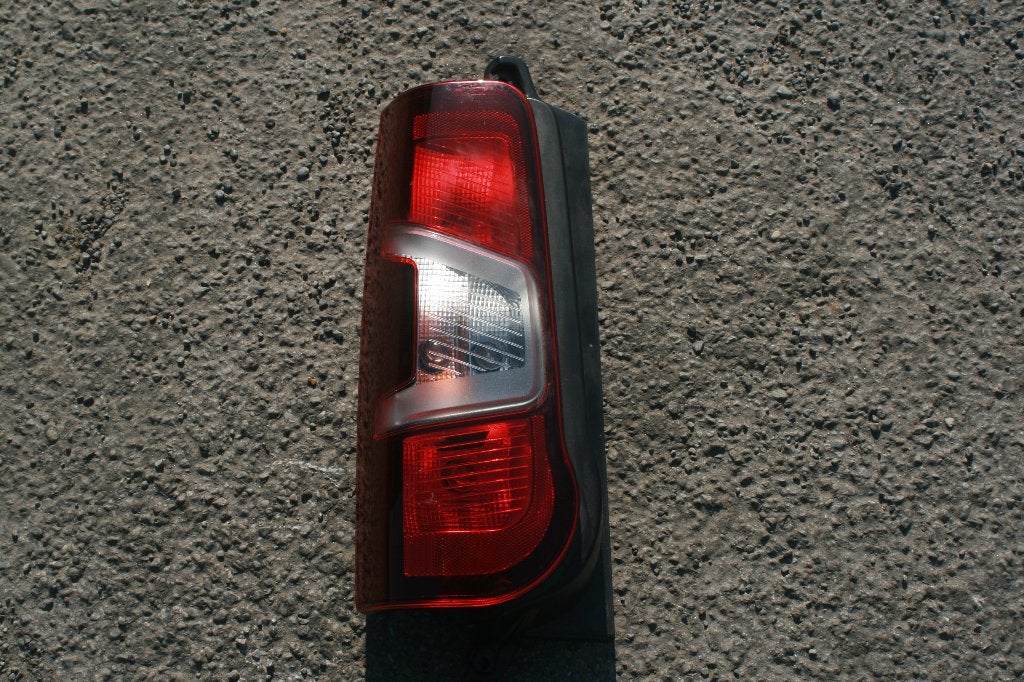 NIEUW origineel achterlicht Citroen berlingo, Ophalen, Nieuw, Citroën