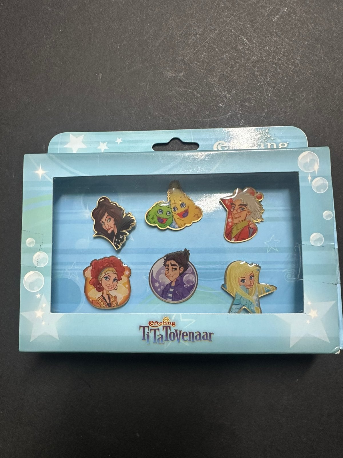 Efteling pins Ti Ta Tovenaar, Verzamelen, Ophalen of Verzenden, Zo goed als nieuw, Button of Speldje