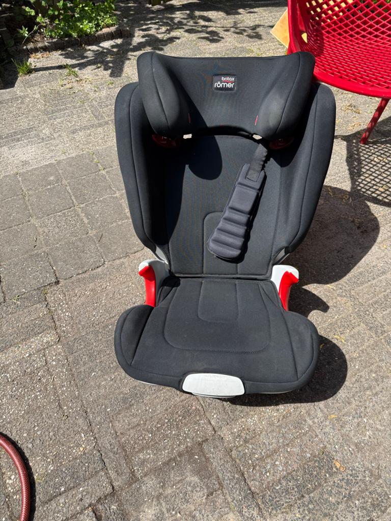 Britax Römer KIDFIX XP autostoel 15-36 kg, Ophalen, Romer, 15 t/m 36 kg, Zijbescherming