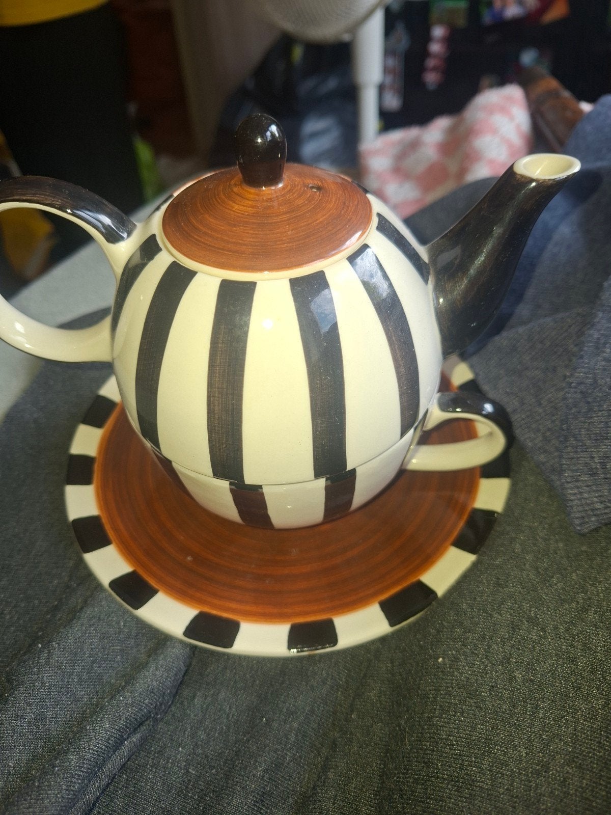 Vintage theepot met kop en schotel, Ophalen, Overige merken, Overige typen, Vintage