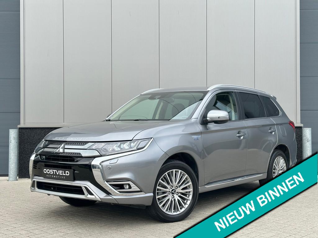 Mitsubishi Outlander 2.4 PHEV Intense 4WD Trekhaak Camera Ca, Auto's, Mitsubishi, Automaat, 135 pk, Zwart, 4 cilinders