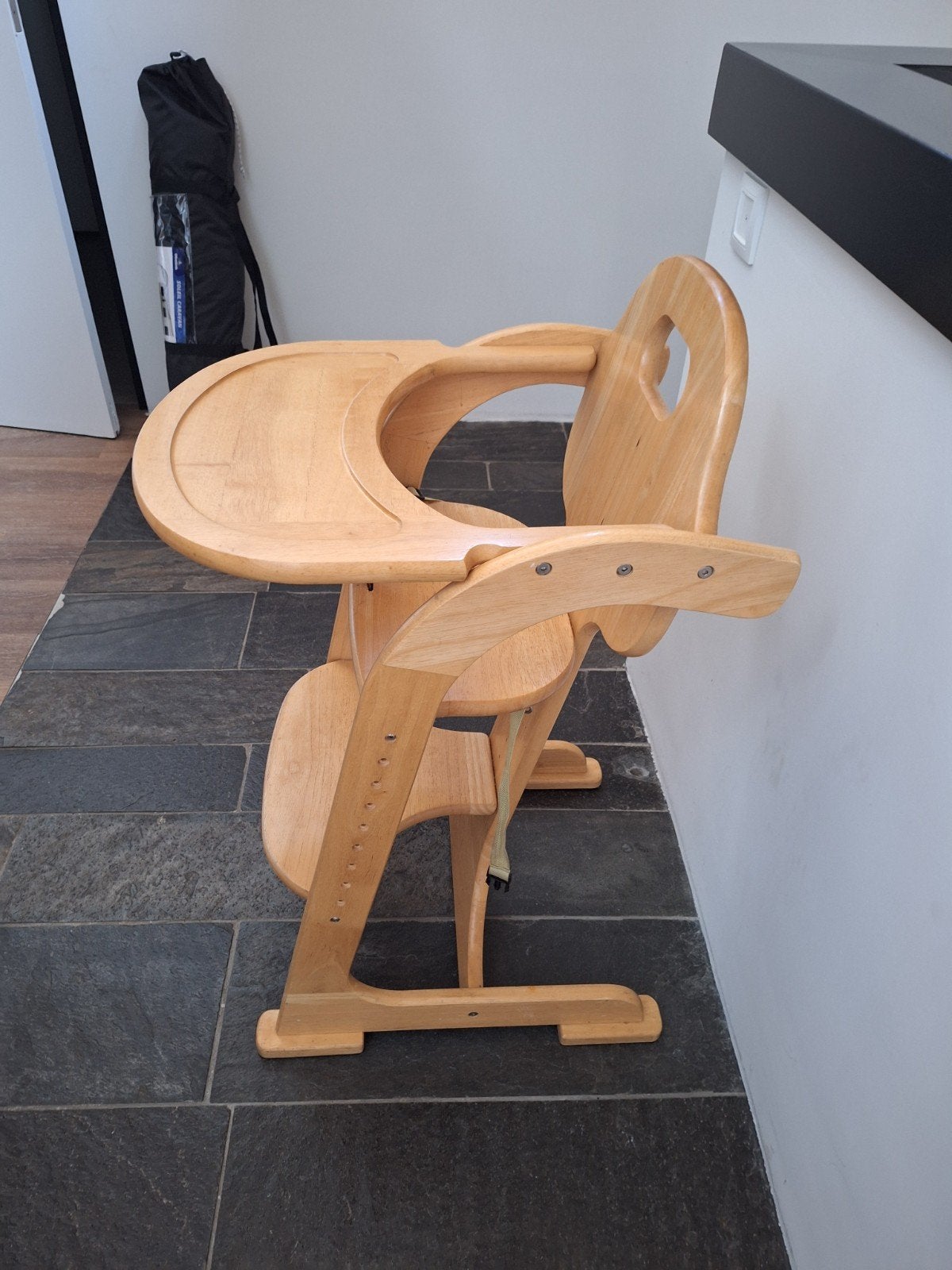 Houten stevige kinderstoel, Kinderen en Baby's, Ophalen, Gebruikt, Overige typen, Gordel(s)