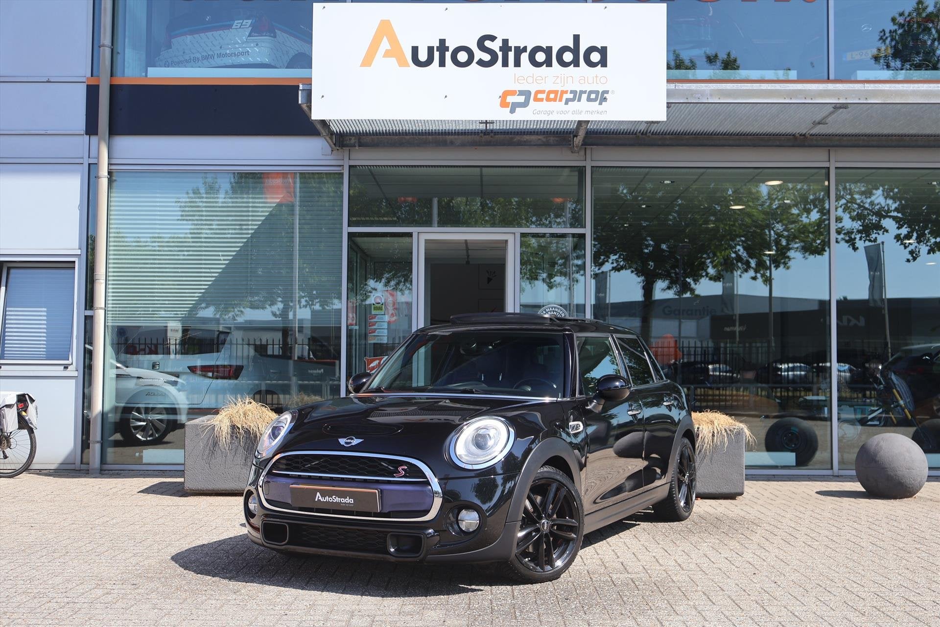Mini Mini 2.0 COOPER S 192PK 5 DEURS I Pano I Stoelverwarmin, 1998 cc, 1195 kg, Gebruikt, Met garantie (alle)