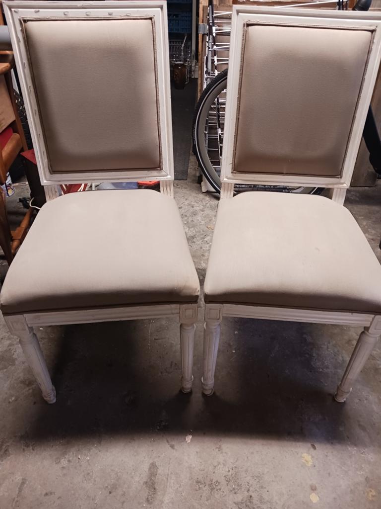 Twee brocante stoelen, stoelen, wit, brocant., Ophalen