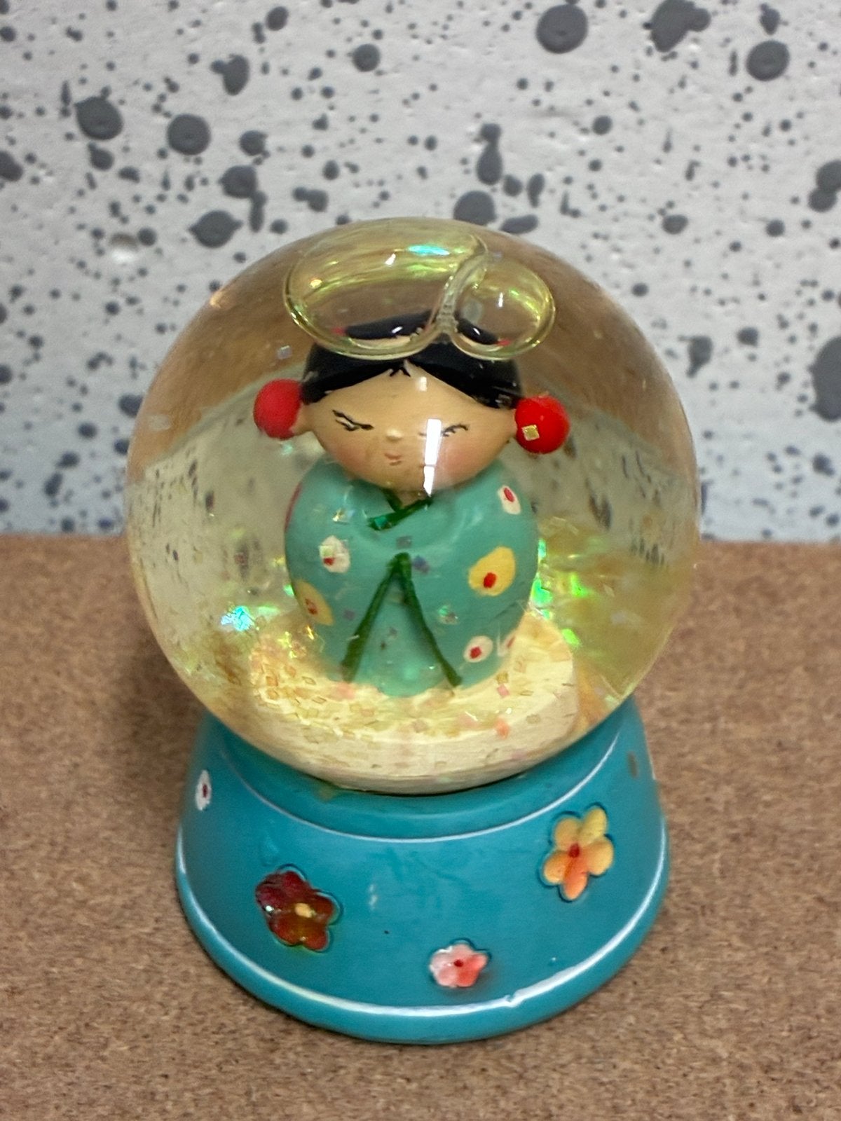 Schattige Japanse Pop Sneeuwbol - Vintage Decoratie, Vintage, Meerkleurig, Ophalen of Verzenden, Zo goed als nieuw